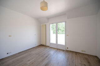 Maison à louer 5 pièces 141 m²