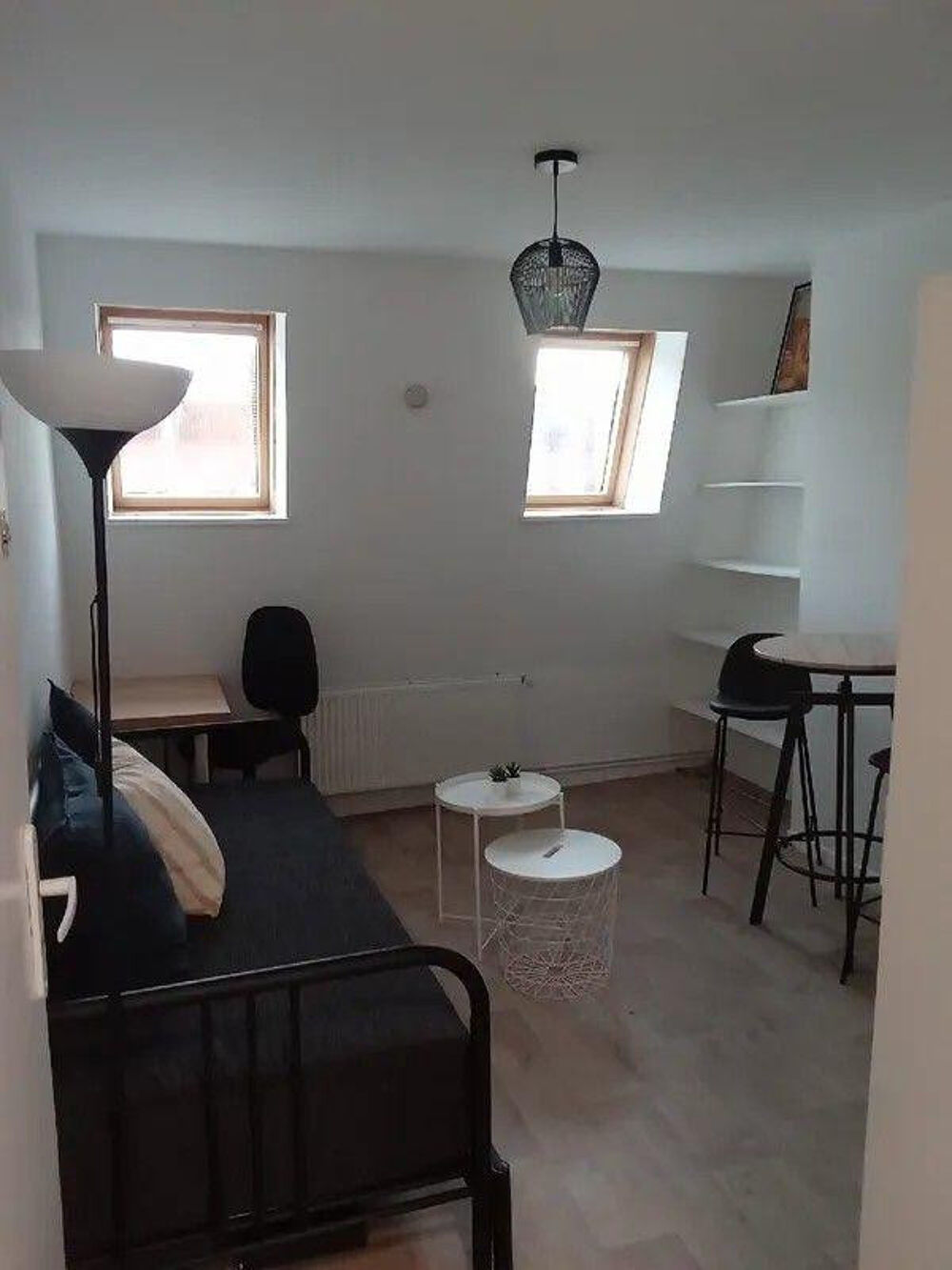 Location Appartement Beau studio meublé 15m² Rue du Maire André Lille