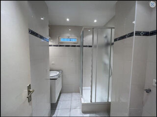  Appartement à louer 1 pièce 70 m²