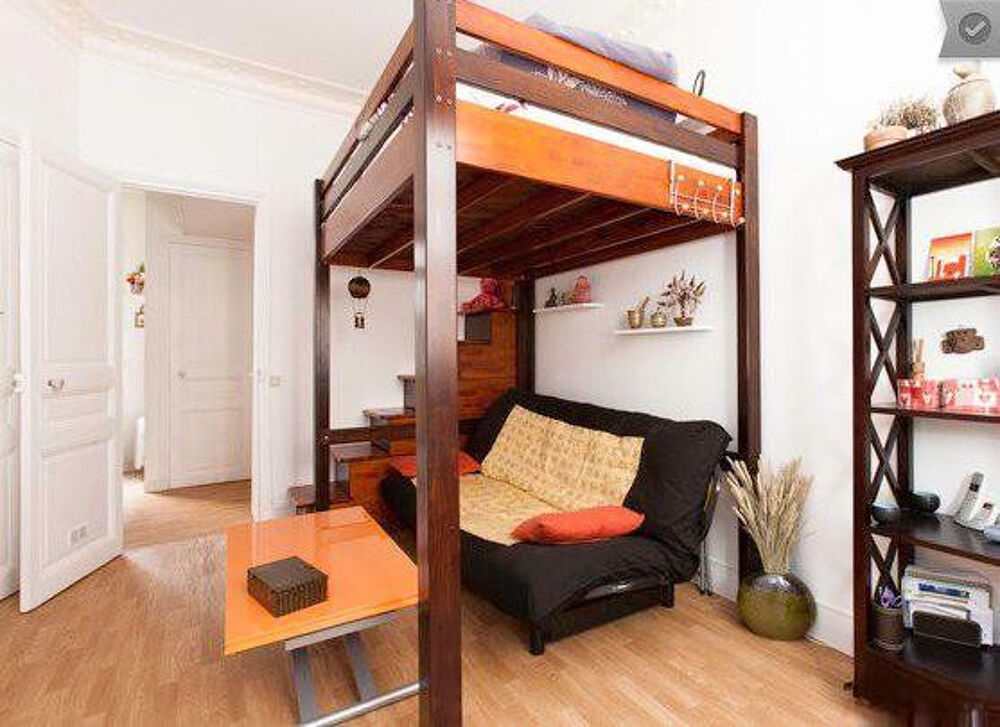Location Appartement Pour étudiant - Beau T1 meublé Paris 18