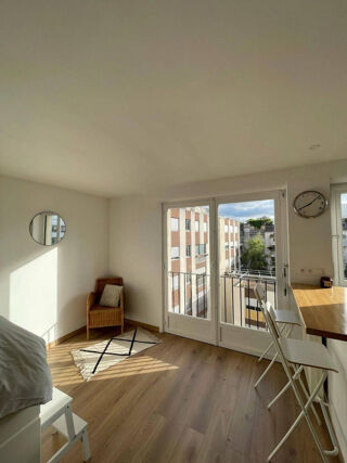  Appartement à louer 1 pièce 27 m²