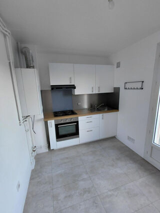  Appartement à louer 2 pièces 44 m²