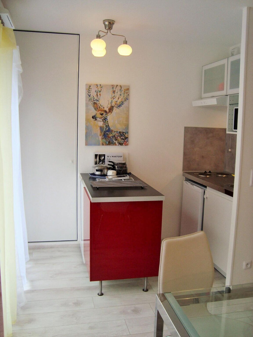 Location Appartement Studio meublé avec grande terrasse à côté du RER Évry-courcouronnes