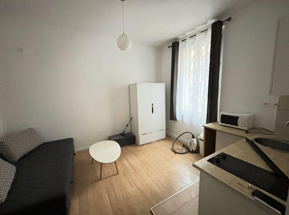 Location Appartement Location studio proche Montmartre Paris 18