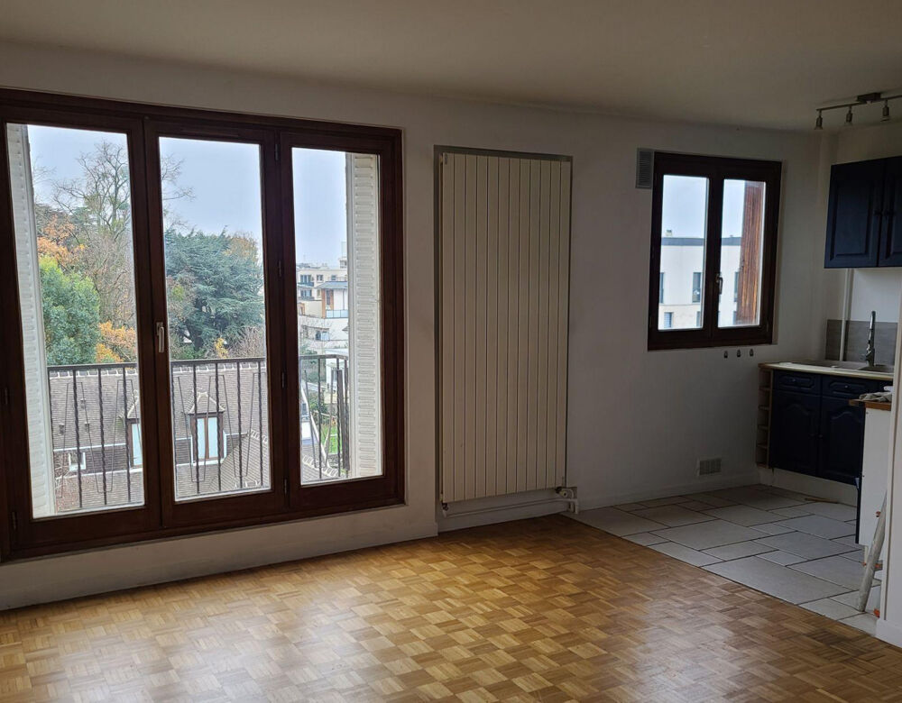 Location Appartement Studio 32 m2 avec balcon sans vis-à-vis Saint-maur-des-fossés