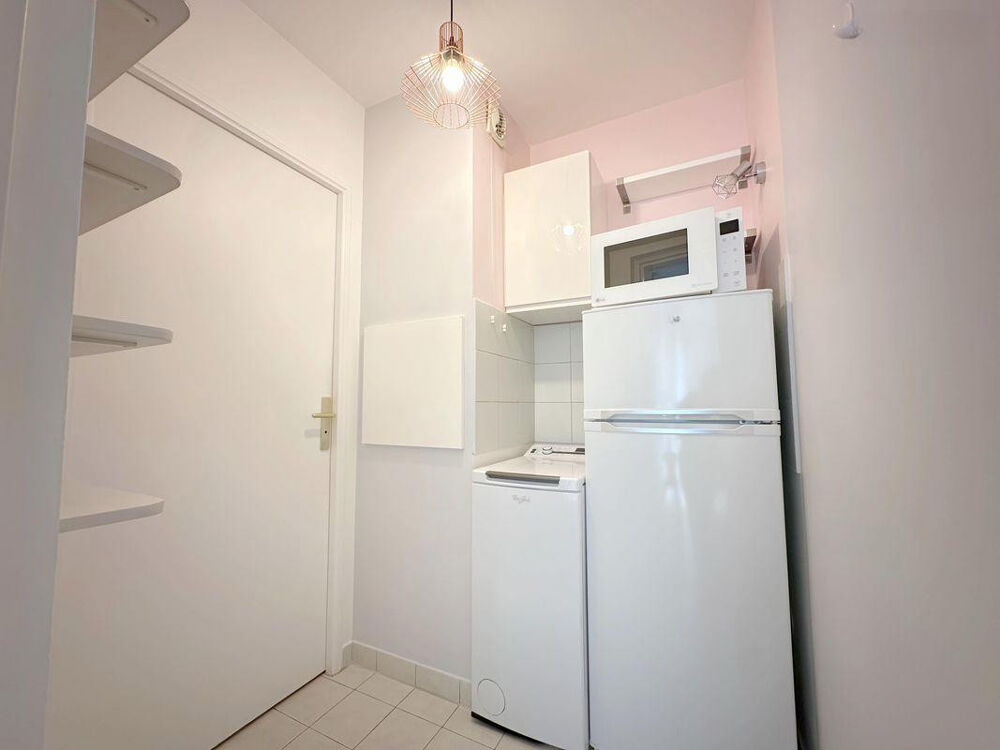 Location Appartement Grand studio meublé - 28m2 - Boulogne-Billancourt Boulogne-billancourt