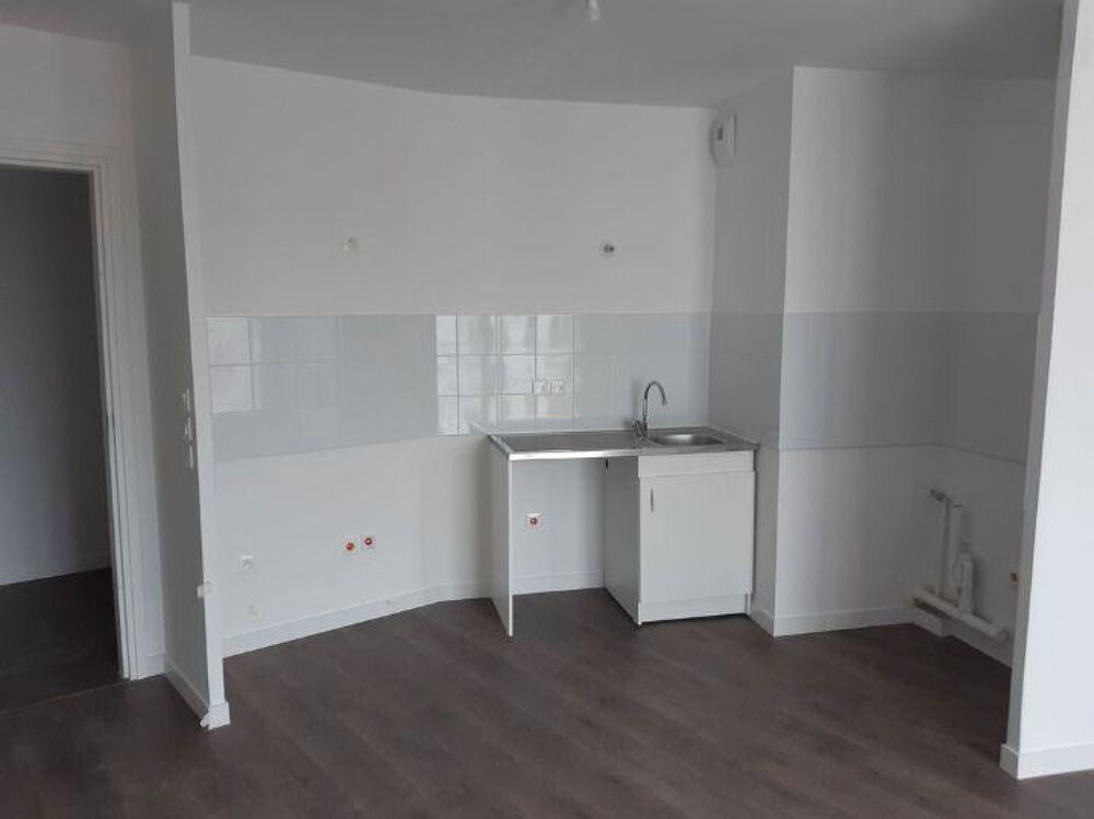 Location Appartement T3 avec balcon et parking à Noisy-le-Grand Noisy-le-grand
