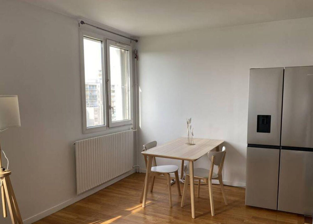 Location Appartement Location meublée chambre 11 m² Saint-Denis (93200) Saint-denis