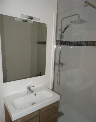  Appartement à louer 2 pièces 39 m²