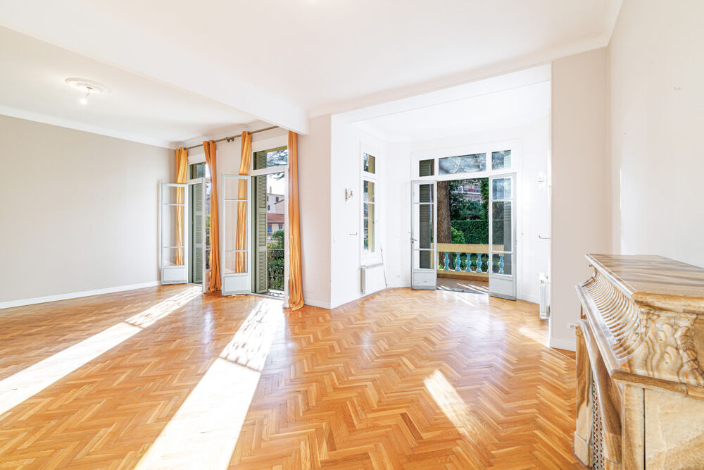 Vente Appartement Nice - Saint-Sylvestre- Grand 5/6 pièces dans une maison bourgeoise avec parc à usage exclusif Nice