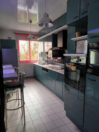  Appartement � louer 1 pi�ce 110 m�