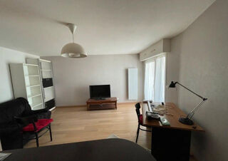  Appartement à louer 2 pièces 39 m²
