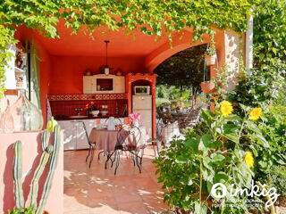  Maison � vendre 9 pi�ces 220 m�