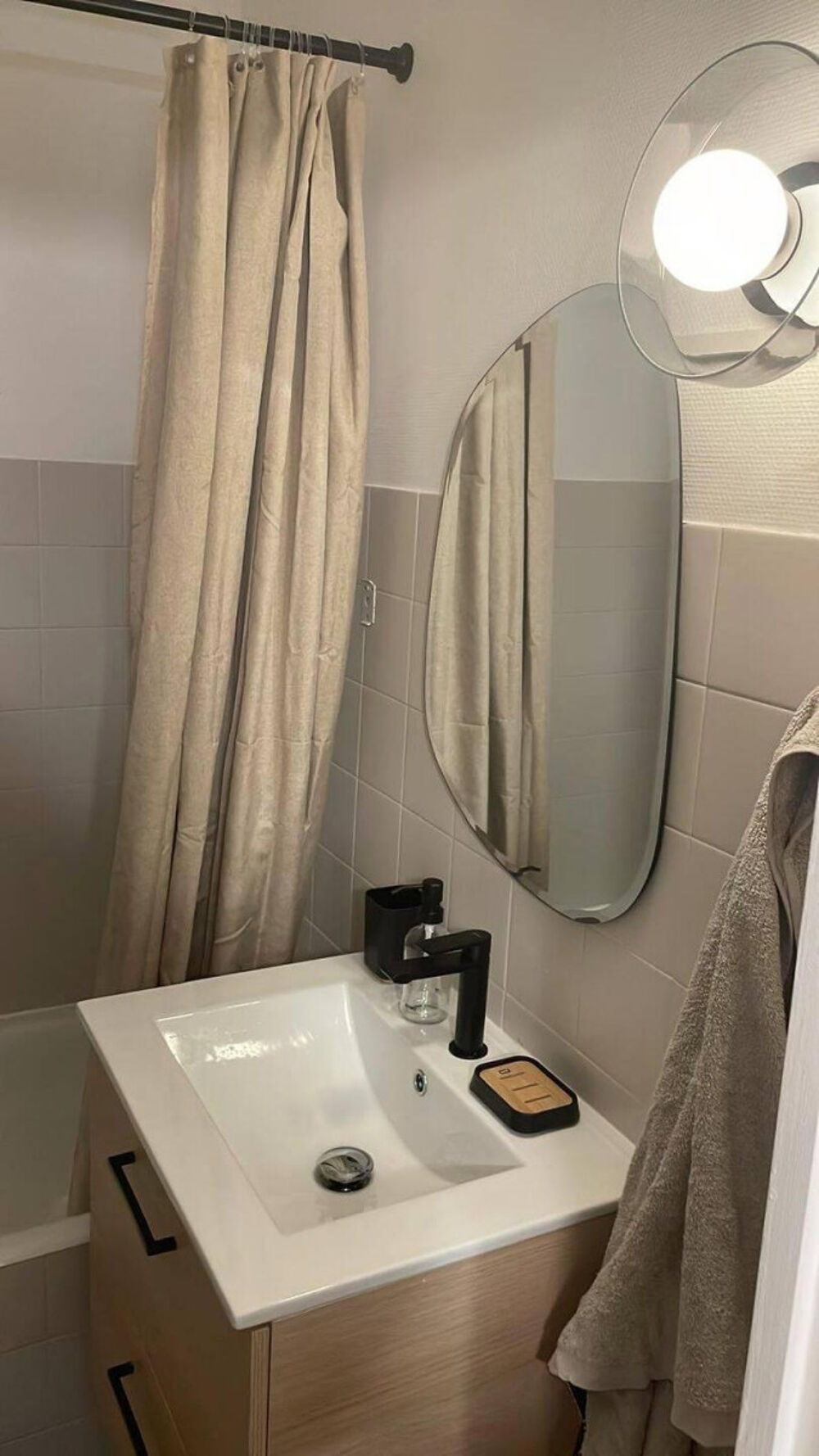 Location Appartement Beau studio meublé 21m² idéal étudiant Lyon 7