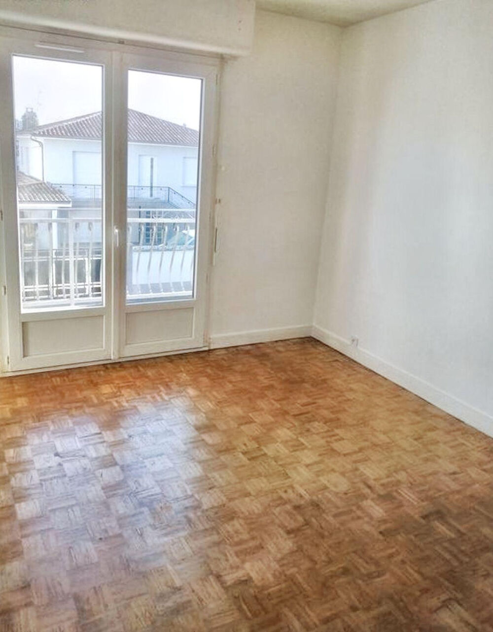 Location Appartement Appartement T4 au 1er étage maison individuelle Bordeaux