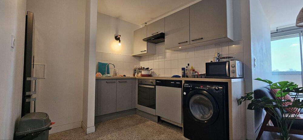 Location Appartement Chambre en colocation - Laurent Bonnevay Villeurbanne