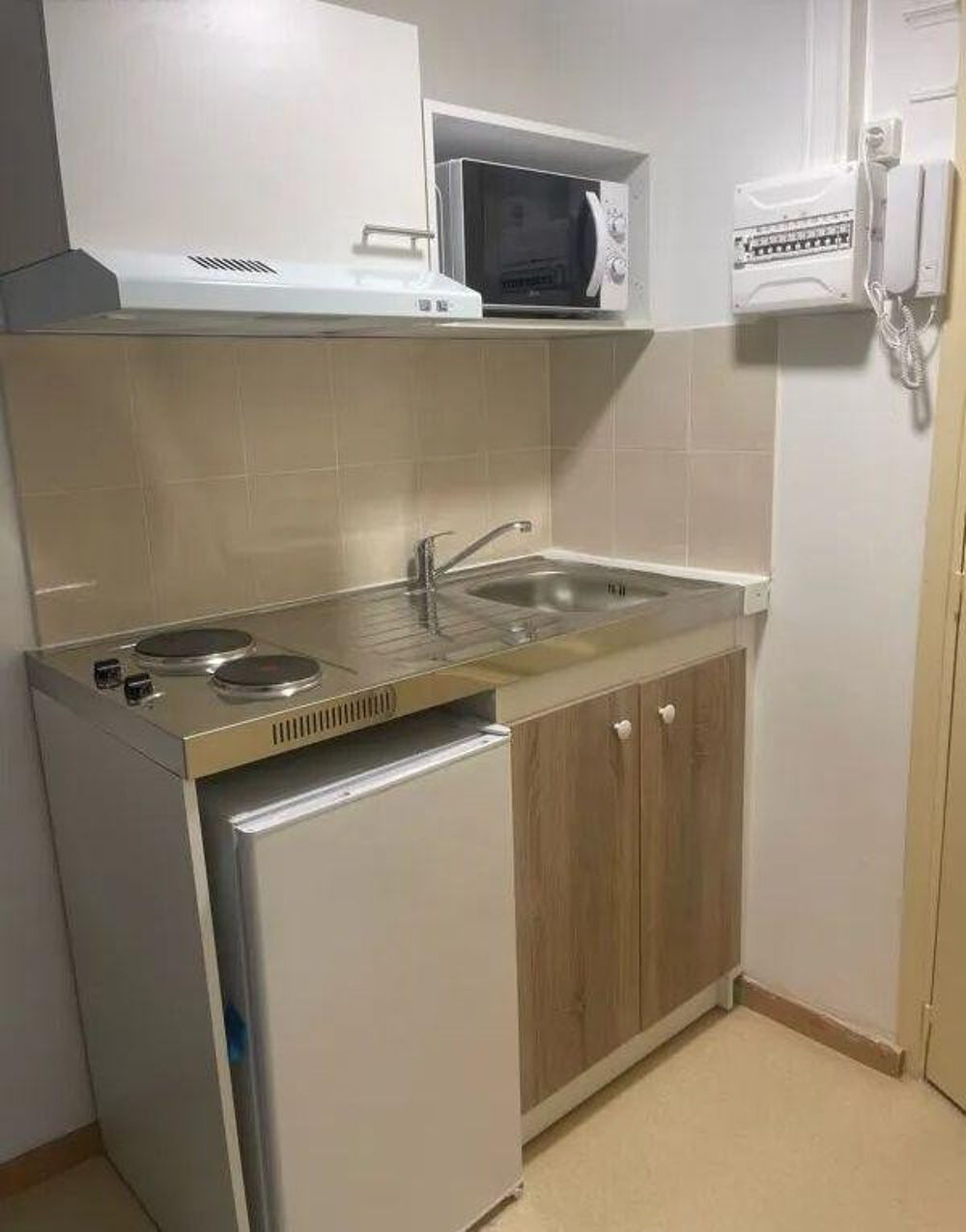 Location Appartement Beau studio 15m² très bien situé et refait à neuf Tours