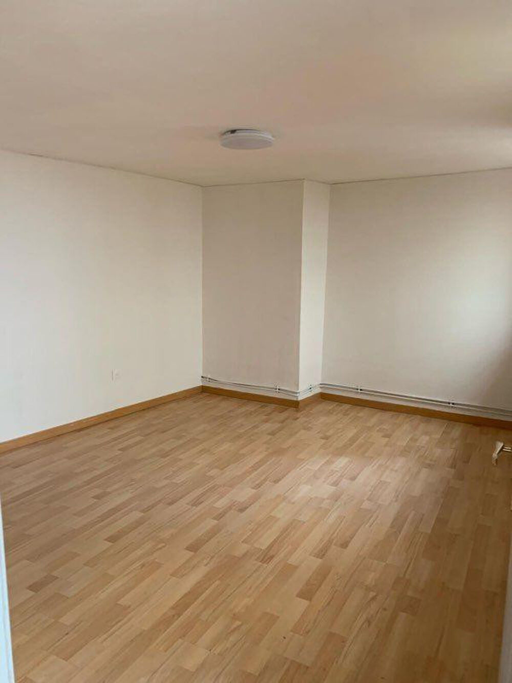 Location Appartement F2 rénové centre ville Metz Metz
