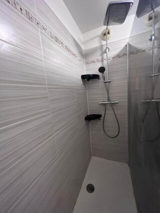  Appartement à louer 1 pièce 62 m²