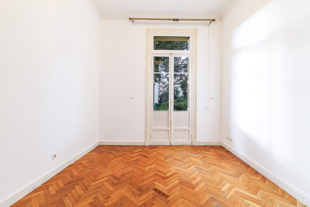 � vendre  Appartement Nice (06100)