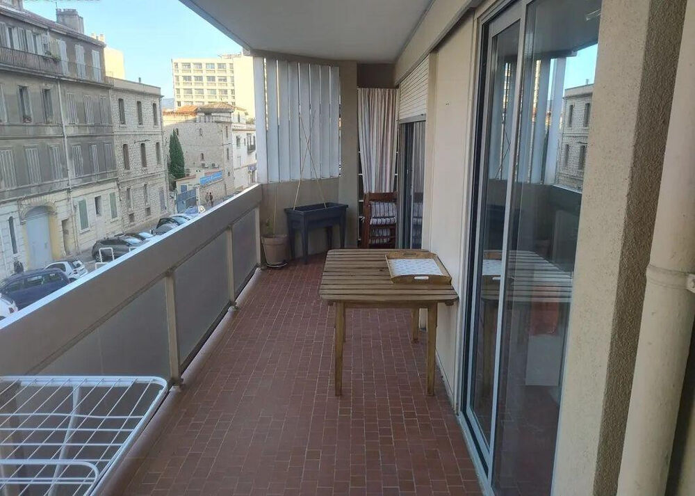 Location Appartement Beau 2P meublé 48m² avec balcon de 16m² Marseille 1