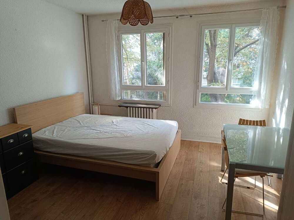 Location Appartement Studio meublé Paris 13