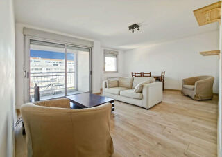  Appartement à louer 3 pièces 70 m²