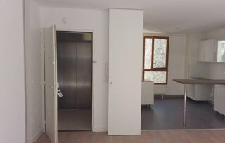  Appartement à louer 2 pièces 50 m²