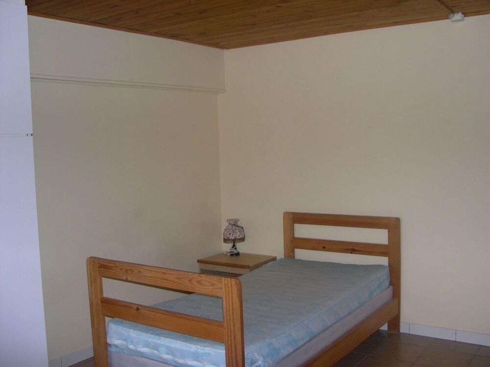 Location Appartement CHAMBRE MEUBLÉE ETUDIANT AU 30/08 BON ÉTAT-CALME Gardanne