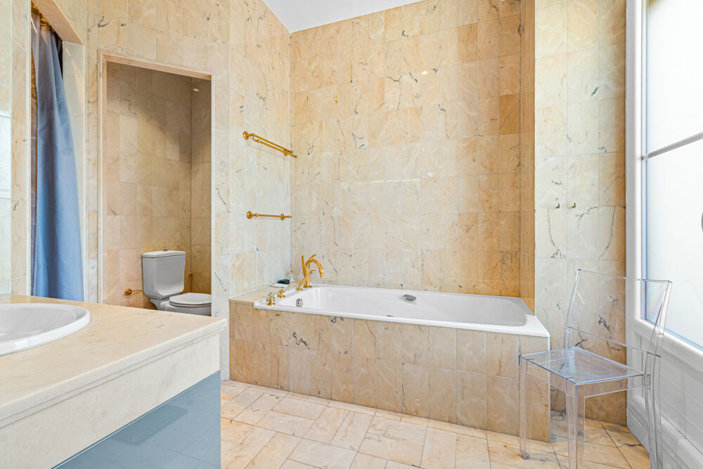 à vendre  Appartement Nice (06000)