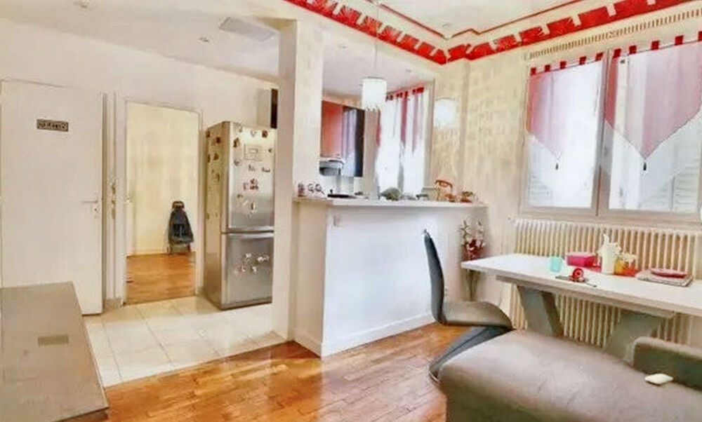 Location Appartement Un appartement lumineux dans un quartier agréable Paris 20