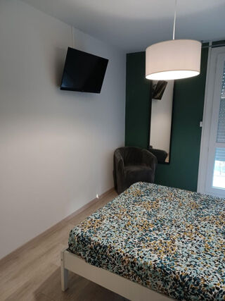  Appartement � louer 1 pi�ce 82 m�