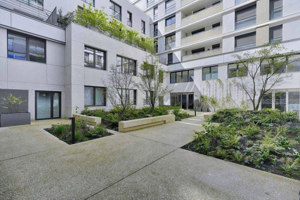 Location Appartement Beau studio meublé 27m² avec vue Tour Eiffel Issy-les-moulineaux