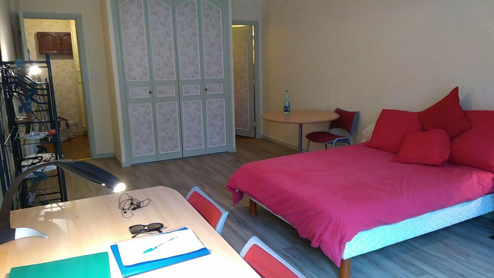 Location Appartement PARTICULIER LOUE STUDIO DIJON CENTRE MEUBLE Dijon