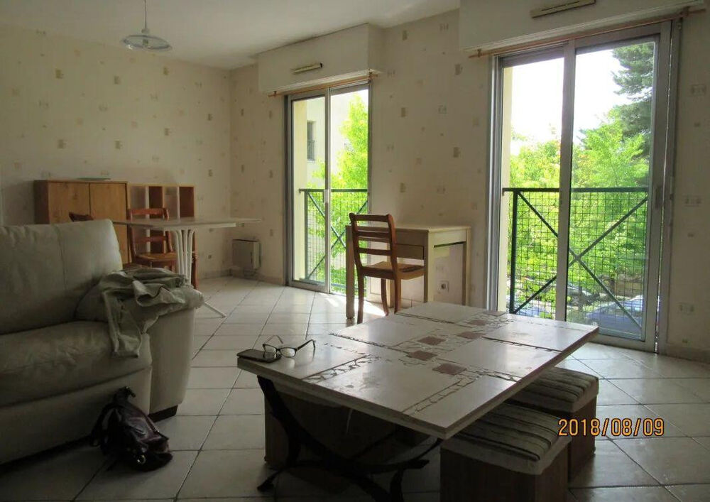 Location Appartement Beau studio meublé 32m² à Saint Donatien Nantes