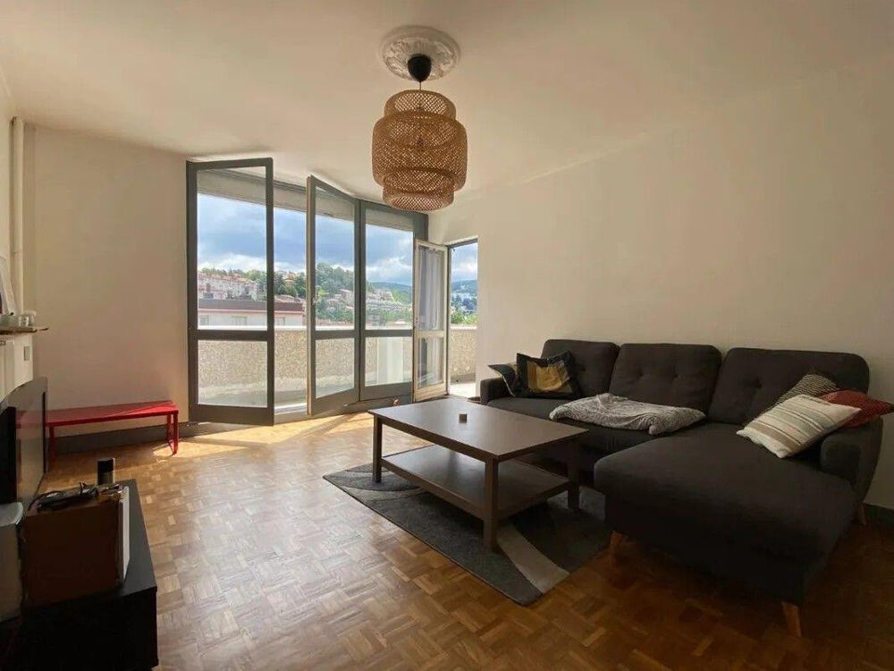 Location Appartement Beau 3P meublé 67m² avec balcon et garage Saint-Étienne
