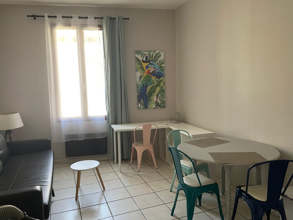 Location Appartement F1 meublé proche gare St roch ,lave linge Montpellier
