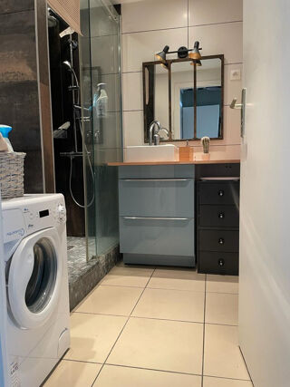  Appartement à louer 5 pièces 80 m²