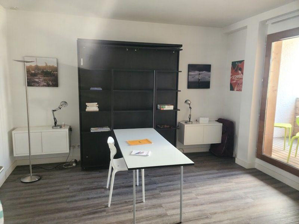 Location Appartement T1 bis meublé de standing avec loggia centre BDX. Bordeaux