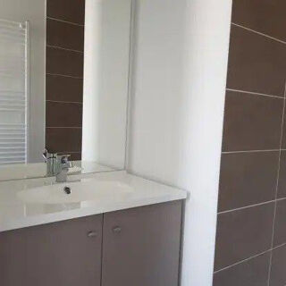  Appartement � louer 1 pi�ce 107 m�