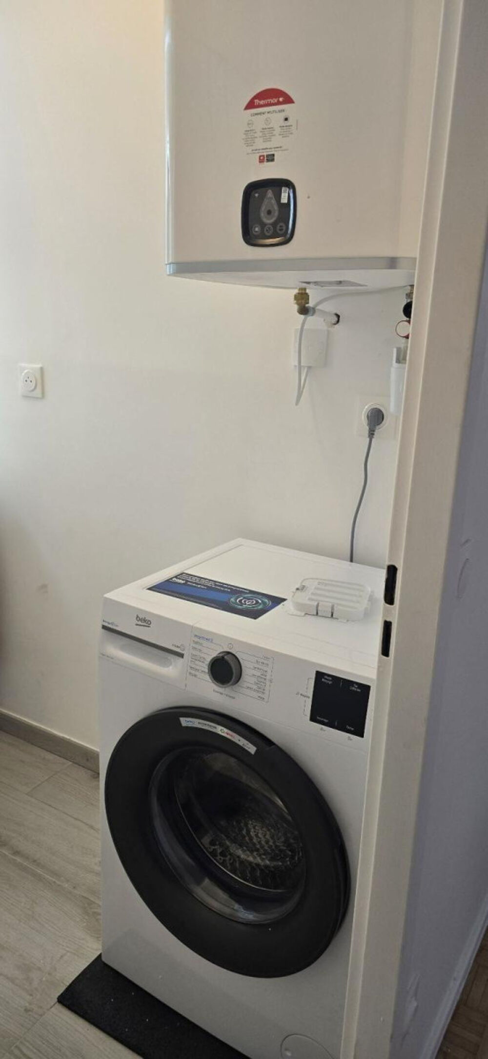 Location Appartement Chambre rénovée Gratte-Ciel – Métro 2 min – Balcon Villeurbanne