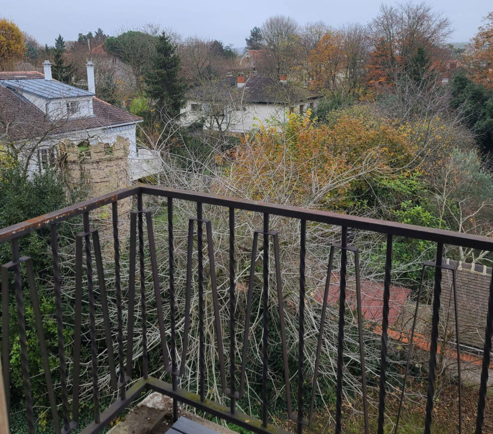Location Appartement Studio 32 m2 avec balcon sans vis-à-vis Saint-maur-des-fossés