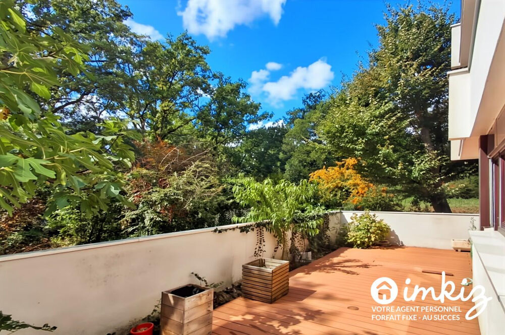 Vente Appartement 2 pièces avec grande terrasse et vue sur le bois Cergy
