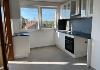  Appartement à louer 3 pièces 59 m²