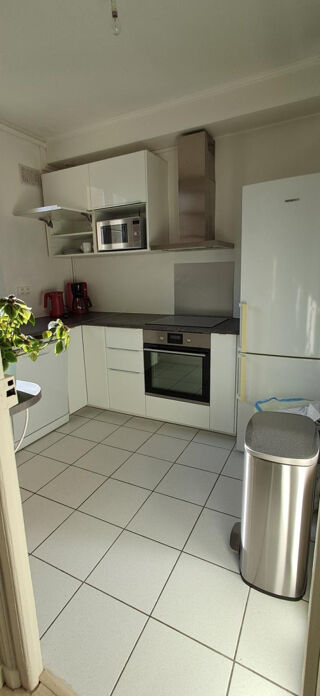  Appartement à louer 1 pièce 72 m²