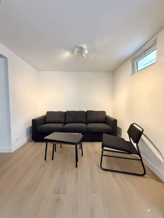  Appartement � louer 5 pi�ces 178 m�