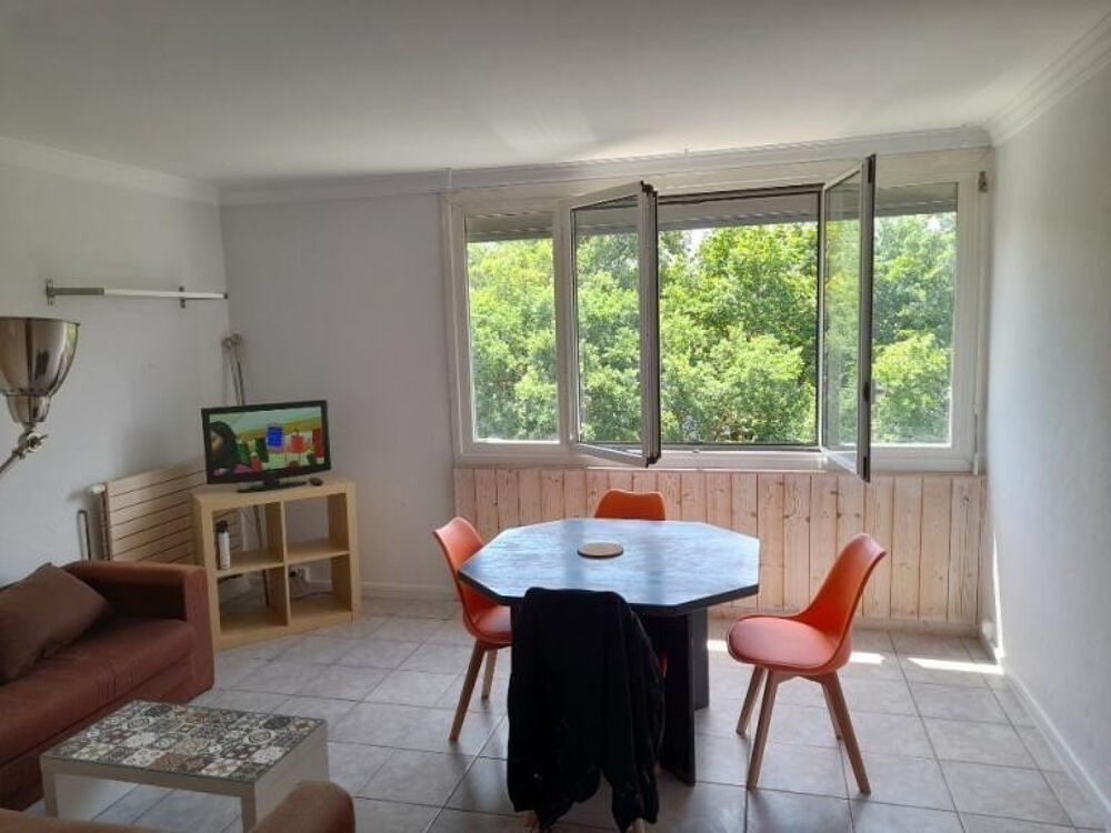 Location Appartement Bel appartement t3 meublé 60m² Mérignac
