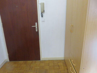  Appartement à louer 1 pièce 32 m²