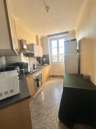  Appartement à louer 3 pièces 64 m²