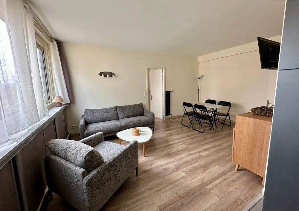 Location Appartement Beau 2P meublé et rénové 38m², lumineux, vue Seine Paris 16